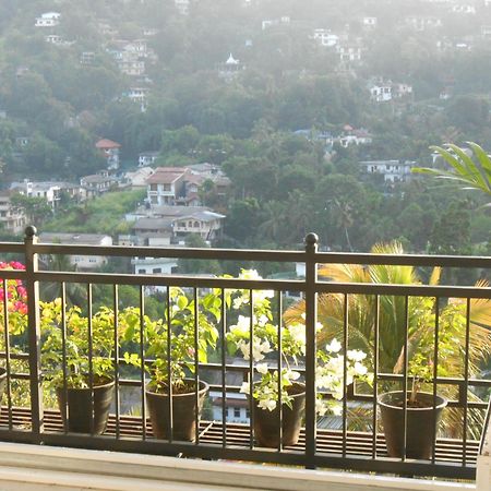Luxury Apartment The Walkers Nest Kandy Eksteriør bilde